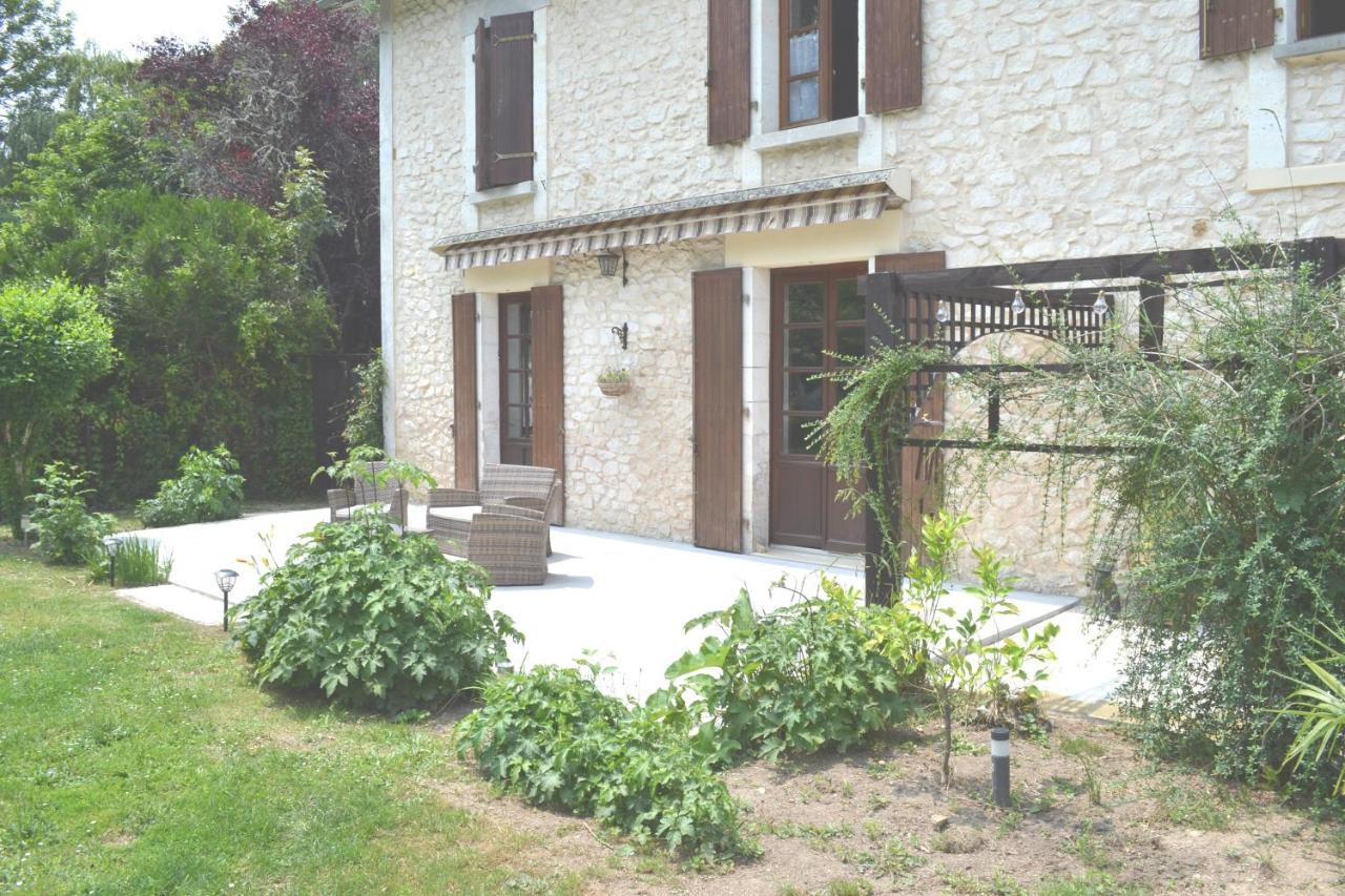 Les Bruyeres B&B Montbron Kültér fotó